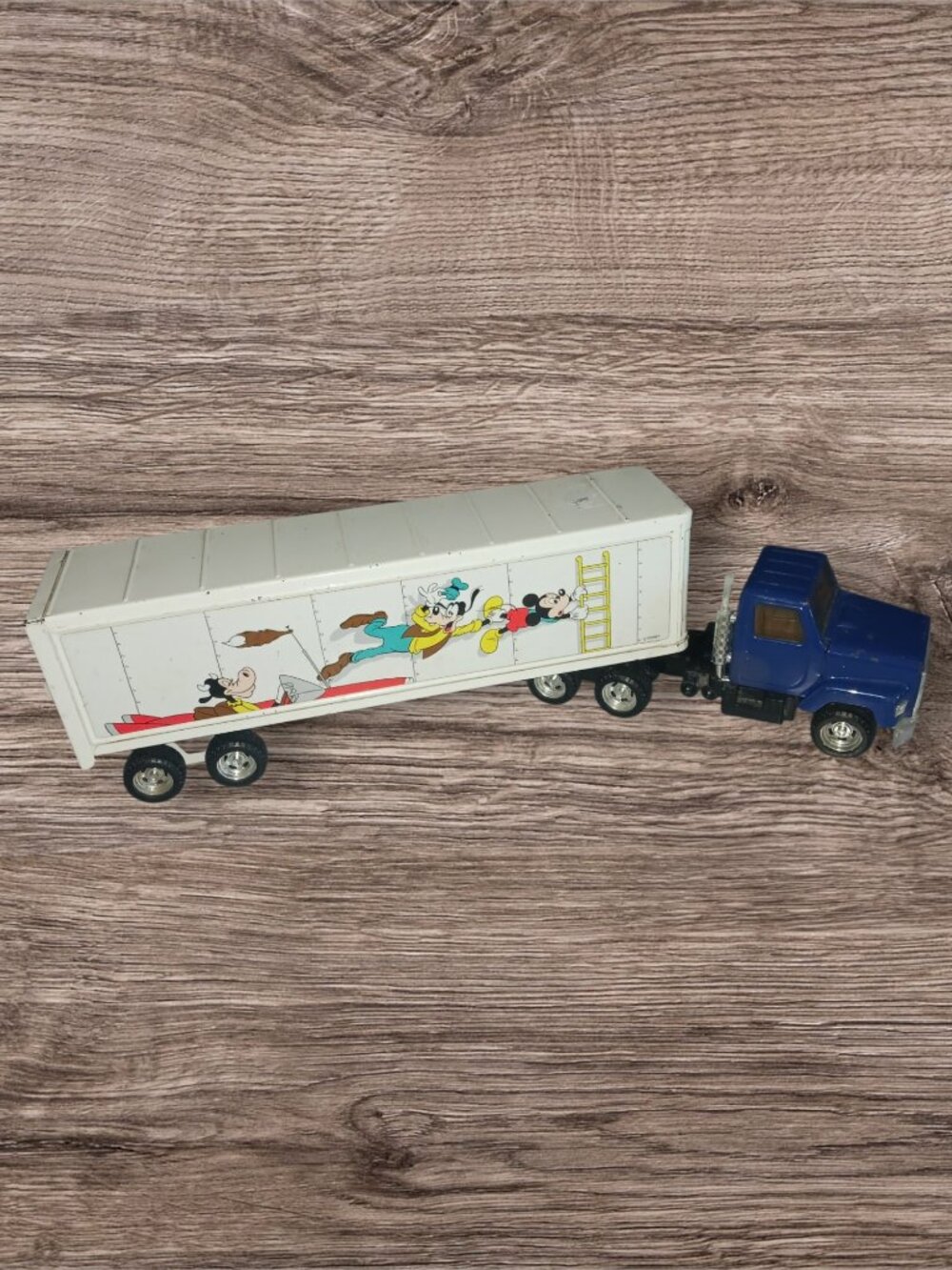 Vintage Disney Donald Duck Semi Truck Trailer Toy Die-Cast Truck
